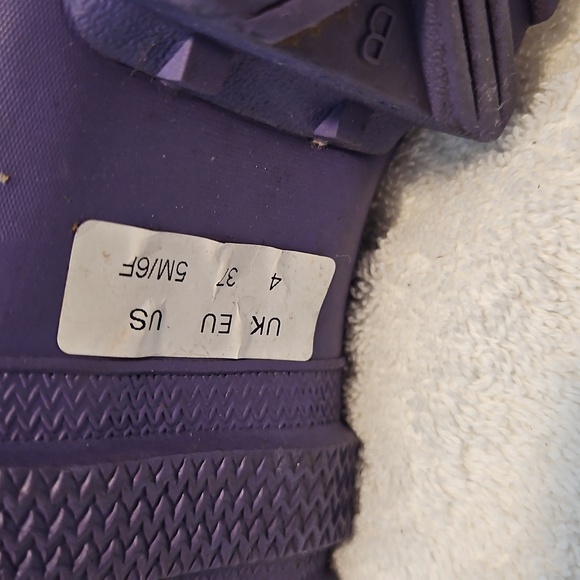 Hunter Tall Purple Rain Boots Sz 37/6